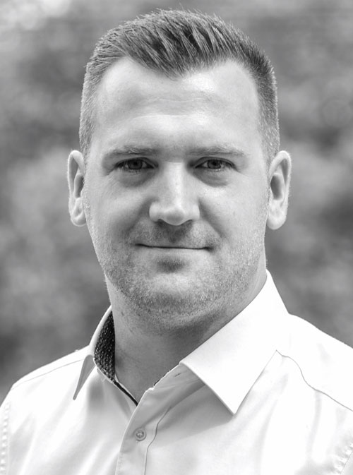 menju-b aka Manuel Breling